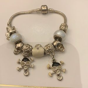 Charm bracelet